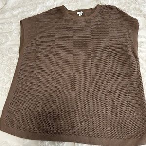 Jjill open weave over sweater.  -can be worn over tank or longer sleeve top
